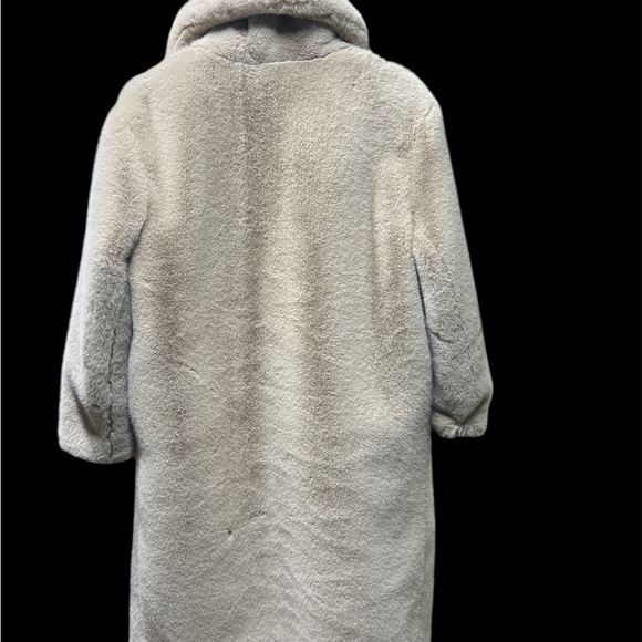 Mango Teddy Jacket in Tan Cozy and Stylish - Picture 2 of 3